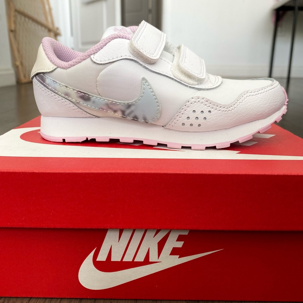 Girls Nike shoes